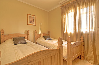 Beautiful new spacious 3 bed apartment in Mijas Golf